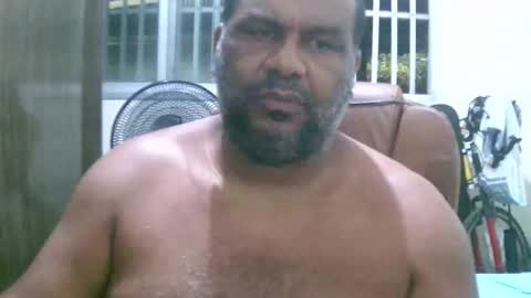 ulmo_br online show from February 10, 1:57 am