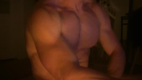 Um CM online show from June 26, 12:47 am