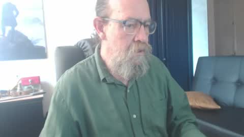 Uncle Hottie online show from June 30, 7:04 pm