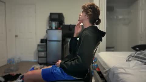 Stepbro online show from November 9, 1:26 pm