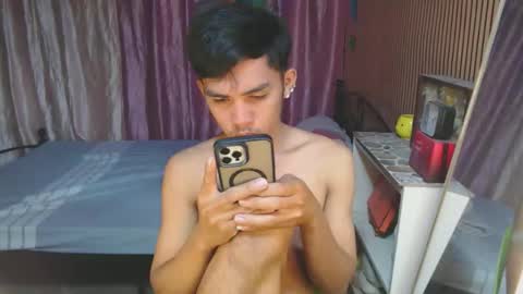 ur_shan21 online show from December 4, 6:26 pm