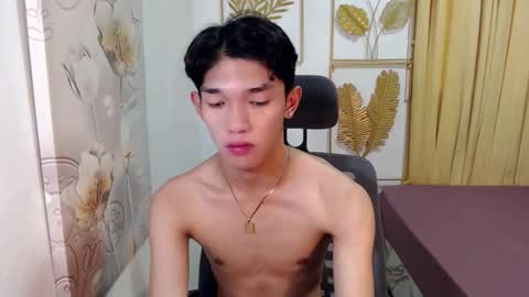 urasian_john20 online show from March 2, 5:52 am