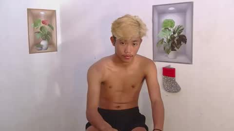 urasian_jomarie online show from January 18, 10:45 pm