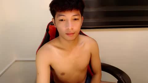 Ethan online show from December 17, 4:24 pm