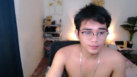 urpinoy_cummer online show from November 2, 12:20 pm