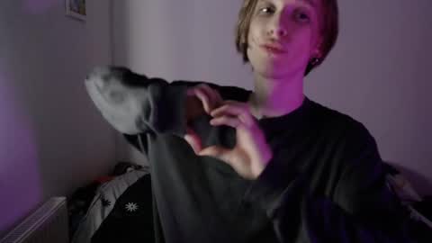 Excuse me online show from December 12, 4:26 am