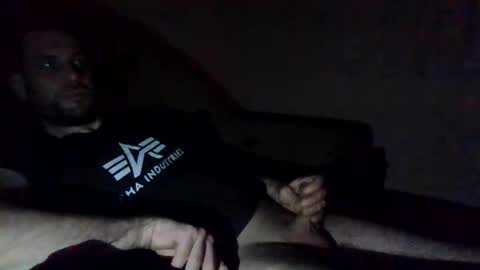 vadviktor869 online show from December 14, 11:34 pm