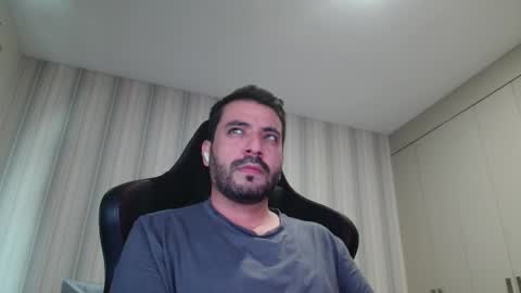 Roberto Carlos online show from November 5, 10:12 pm