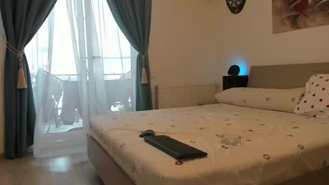 valyvalisimo online show from February 21, 2:18 pm