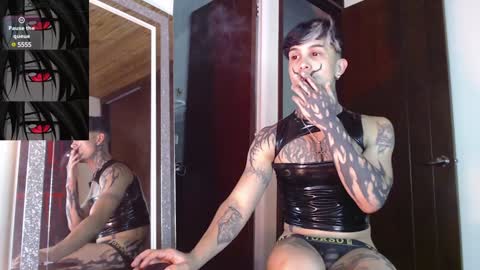 david guzman i model independenthelp me with a thumbs up online show from January 20, 12:36 am