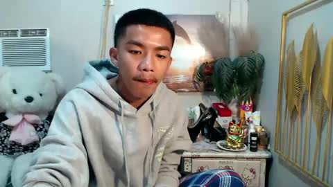 vanxxx2005 online show from February 18, 7:10 pm