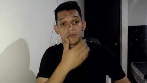 Andres online show from March 8, 3:38 pm