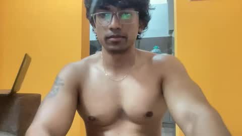 varunsk2000 online show from May 15, 6:27 pm