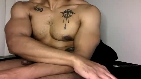 Vegas Love online show from November 11, 11:15 am