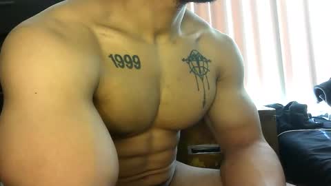 Vegas Love online show from January 31, 8:29 pm