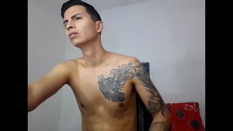 velk_hot1 online show from March 6, 1:35 pm