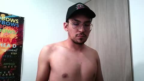 veluvb online show from November 2, 8:24 pm