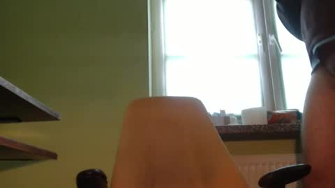 Snapshot of vendi1 chatting on January 5, 10:10 am vendi1 online show from January 5, 10:10 am