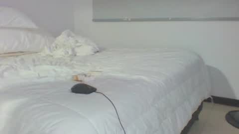 vergagolosa22 online show from August 7, 5:03 am
