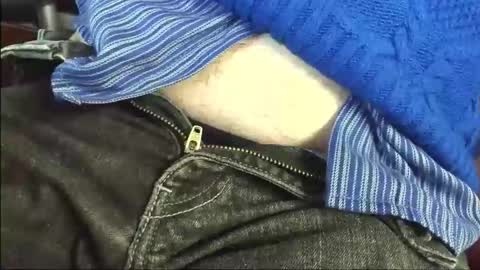 Erik online show from April 13, 8:04 am