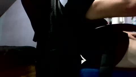 vibetrekker online show from November 8, 8:23 pm