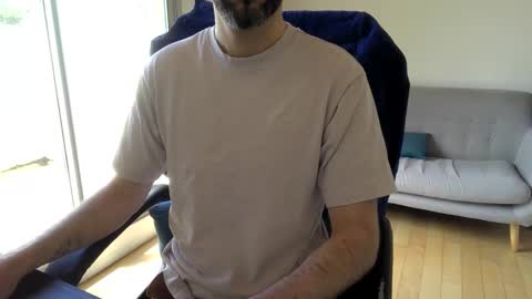 Vince online show from May 11, 1:02 pm