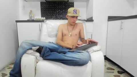 Vincent online show from December 4, 11:46 pm