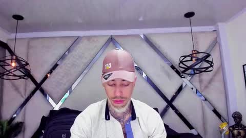 ---Vinzen--- online show from January 16, 4:48 am