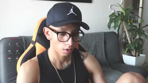 VITO BENZ online show from October 29, 1:14 pm