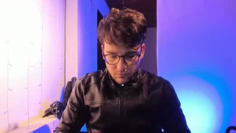 Vito Ferrer online show from January 7, 11:04 am