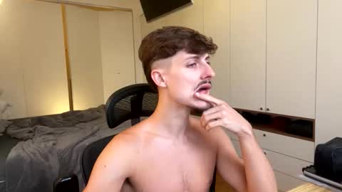 vitoraugustoxxx online show from March 4, 9:22 pm