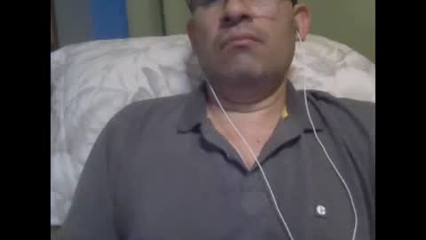 Snapshot of vittohot chatting on March 10, 3:01 am Vittohot online show from March 10, 3:01 am