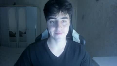 Snapshot of vlad1605 chatting on October 20, 1:15 pm Martin online show from October 20, 1:15 pm