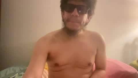voltagebeard online show from May 16, 3:48 am