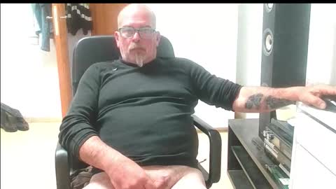 oscar online show from February 28, 4:39 pm