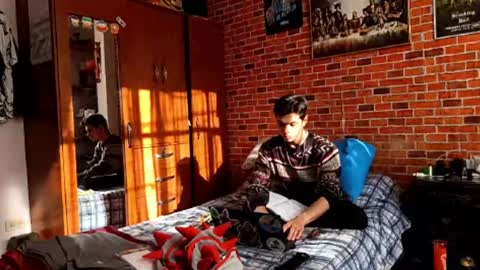 SchoolBoy420 online show from January 28, 9:40 pm