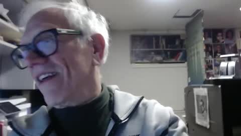 Snapshot of wannajobuddy chatting on February 15, 5:41 am curiousforwhatever online show from February 15, 5:41 am