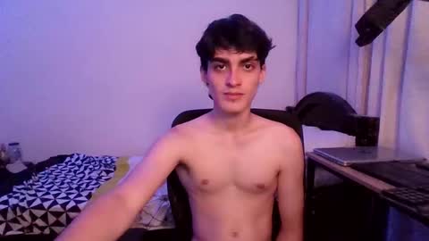 Snapshot of warrenblushfire chatting on October 20, 4:27 am W A R R E N B L U S H F I R E online show from October 20, 4:27 am