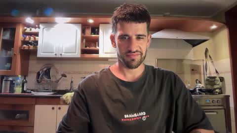 wearetwo online show from December 4, 2:51 am