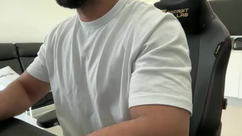 Weapon X online show from October 23, 2:59 am