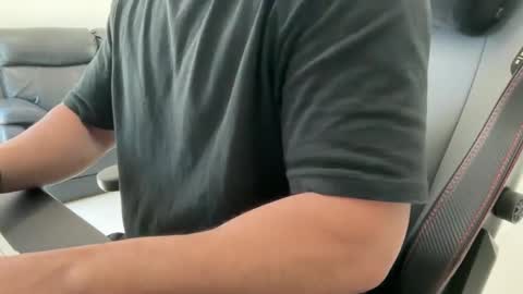 Weapon X online show from November 26, 12:35 am