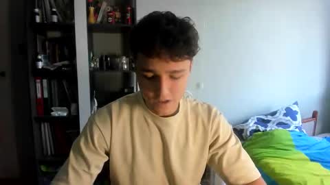 wee_willy_winky online show from May 23, 12:10 pm