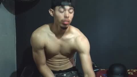 wesley_77 online show from March 1, 10:20 pm