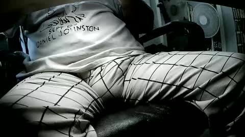 westvalleyguy54 online show from June 10, 1:07 am