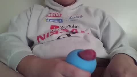 Snapshot of whatyousay5960 chatting on January 8, 6:52 pm whatyousay5960 online show from January 8, 6:52 pm