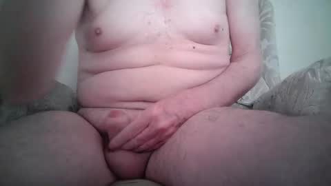 whitebriefs009 online show from October 24, 9:22 am