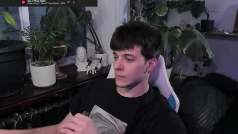 Gus online show from March 11, 6:52 pm