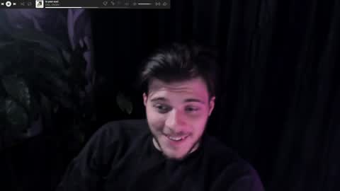 Gus online show from April 15, 8:53 pm