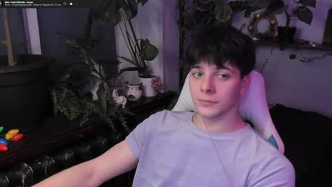 Gus online show from January 12, 9:19 pm