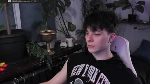 Gus online show from January 22, 6:31 pm